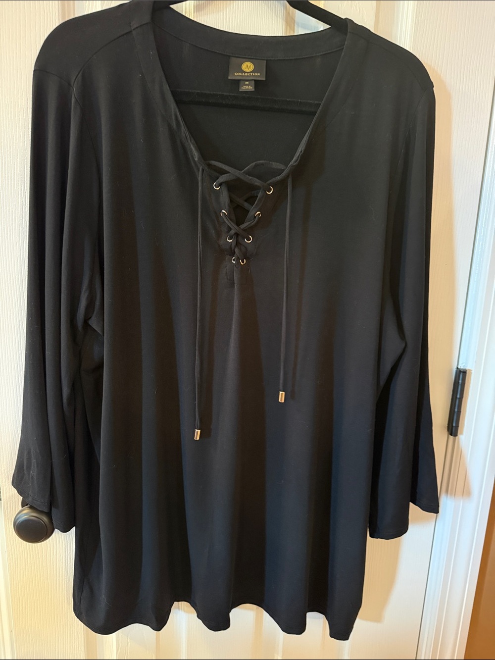 JM Collection Black Lace-Up V-Neck Long Sleeve Tunic